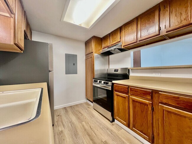 Photo - Fantastic 3-bedroom, 2-bathroom condo in desirable community