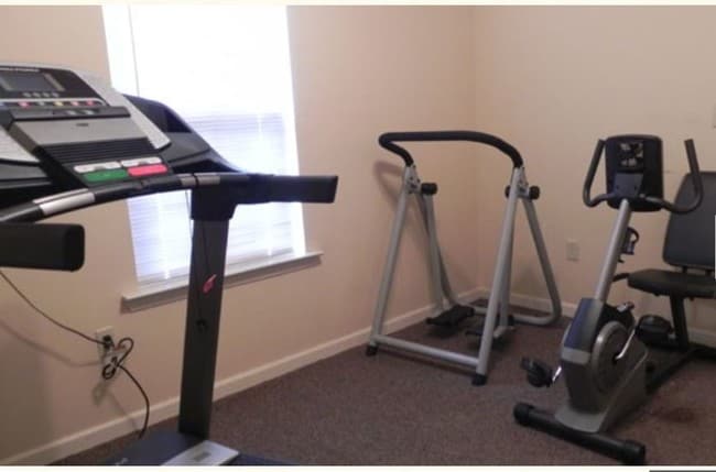 Photo - Hillview Village Apartments