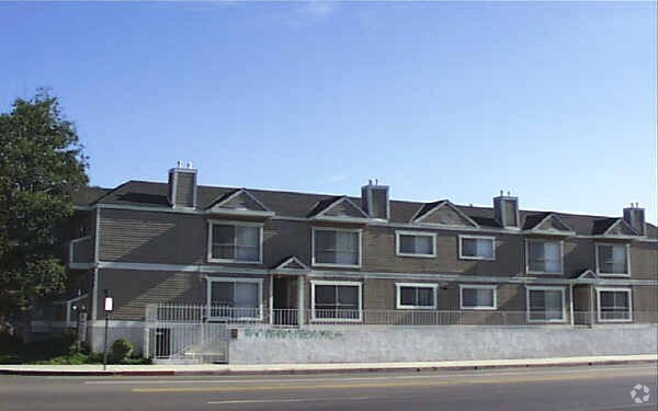 Photo - 6353 Denny Ave