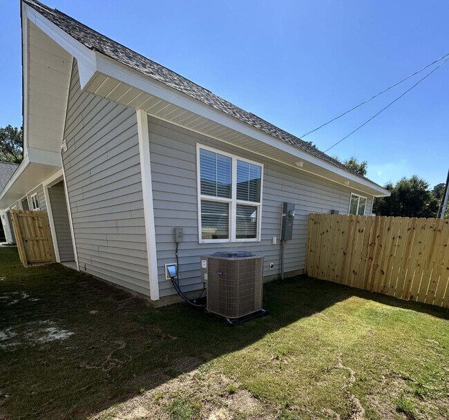 Photo - 205 White Ave
