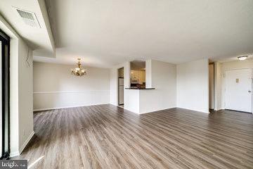 Photo - 205 Yoakum Pkwy Unidad 810