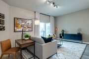 1 BR, 1 BA - 792SF