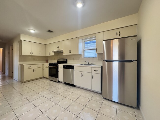 Photo - 4414 Liberty Ave