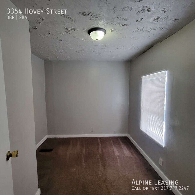 Photo - 3354 Hovey St