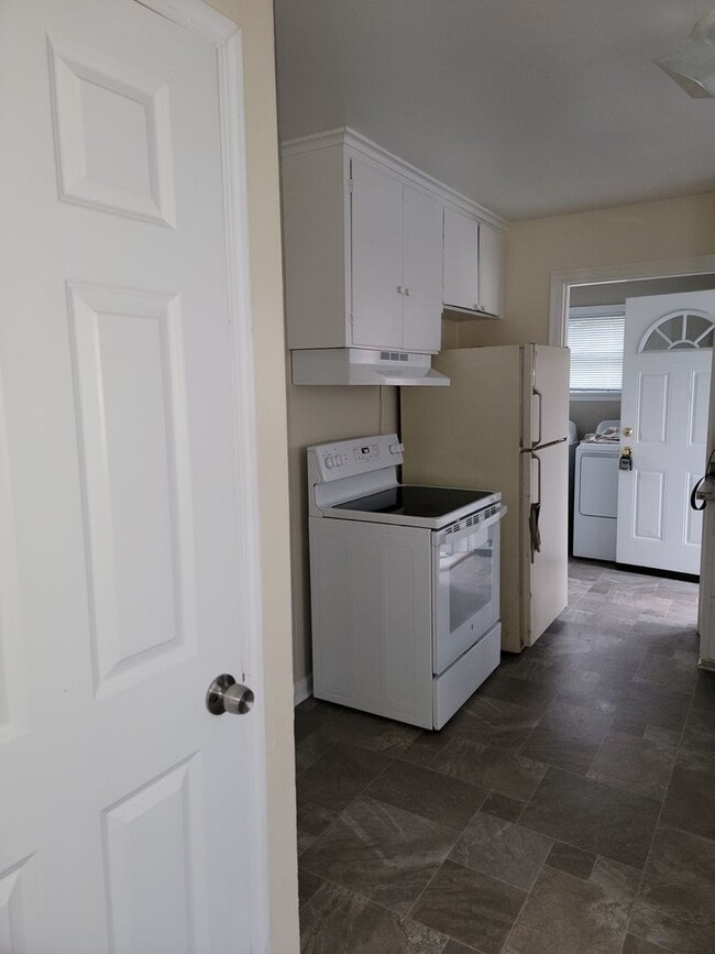 Photo - Charming, spacious Craftsman style Lakewood Home