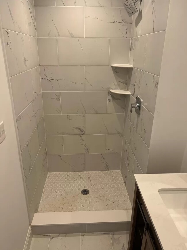 Photo - 305 Grovers Ave