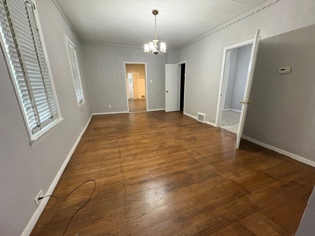 Photo - 3666 E 57th St