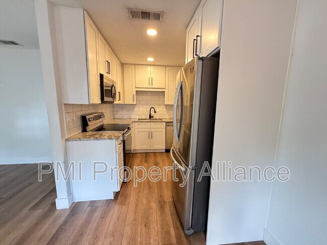 Photo - 2300 Elizabeth Ave