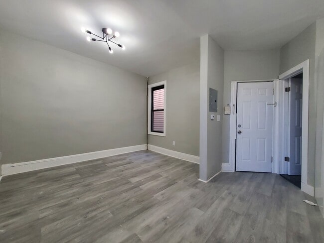 135 W 54th St 3 - 133 W 54th St Unit 3