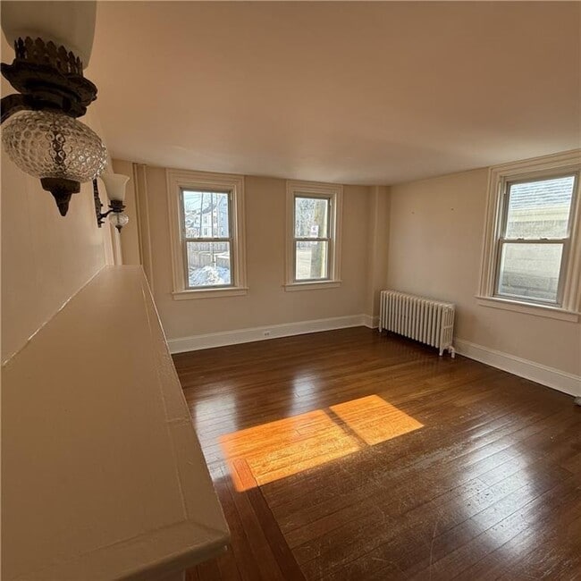 Photo - 1 Bartlett Ct Unit 1