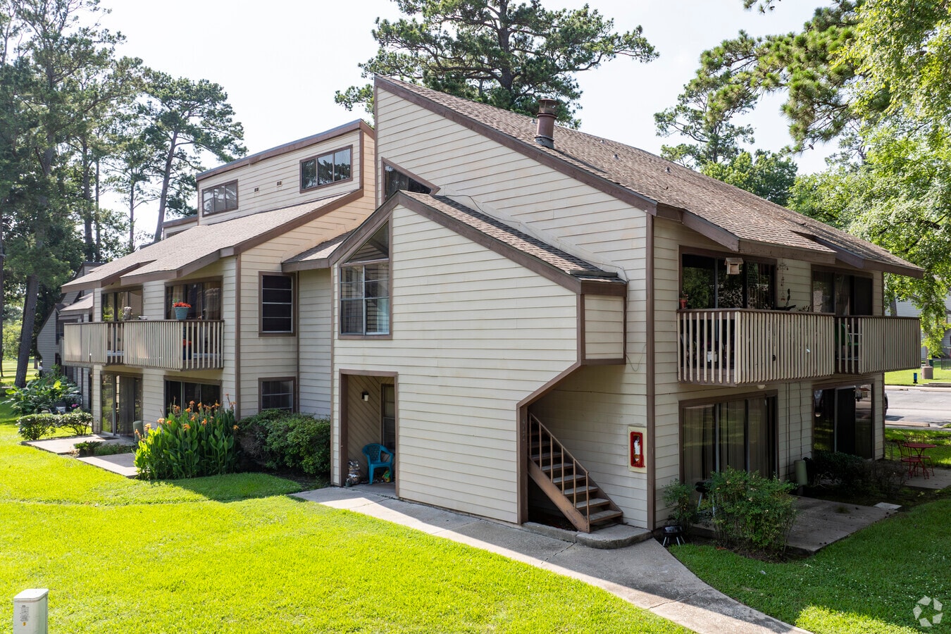 Primario - Eighteenth at Walden