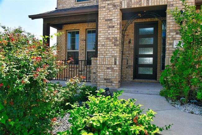 Photo - 1413 Castalo Ln