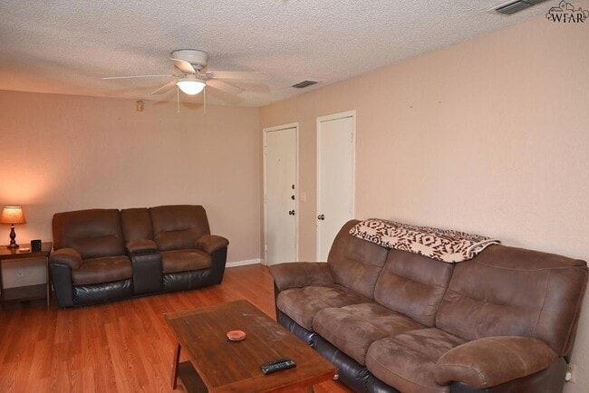 Photo - 2814 McGaha Ave