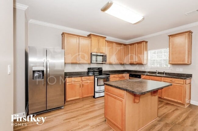 Photo - 4006 Linville Falls Ln