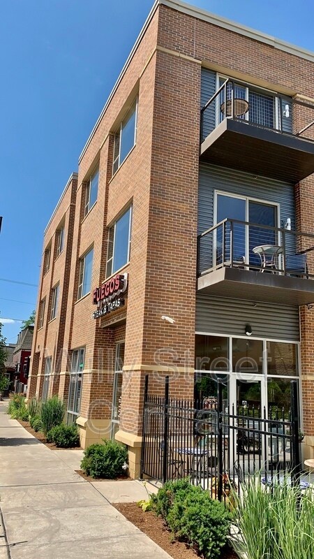 Photo - 315 S Paterson St Unit 401