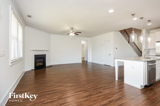 Photo - 252 Fox Knoll Trail