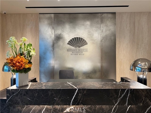 Building Photo - 9200 Wilshire Blvd Unit 304W