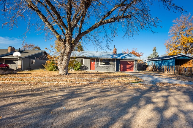 Building Photo - 1609 N Plateau Ave