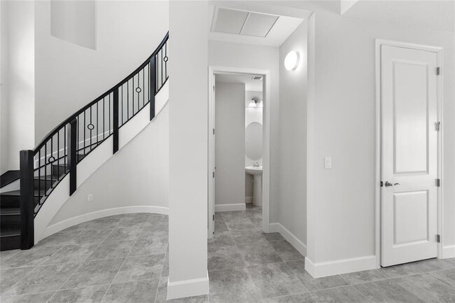 Photo - 5418 Empire Dr