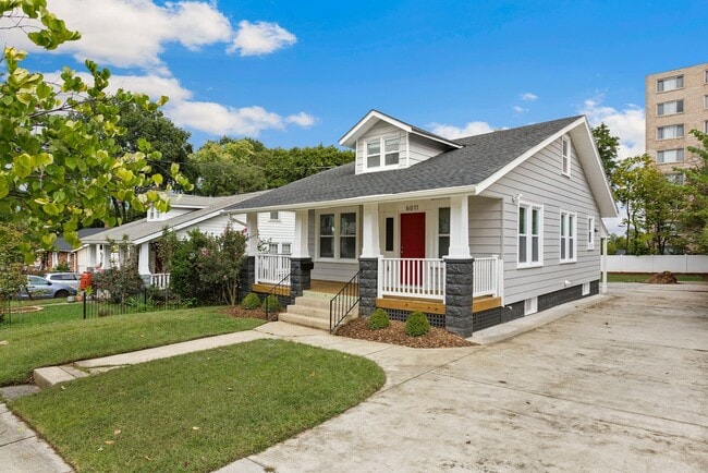Photo - 6011 44th Ave