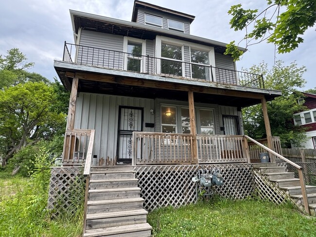 Building Photo - 4720 Garland St