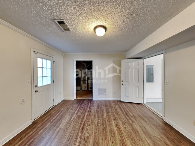 Photo - 4098 Amberly Ct