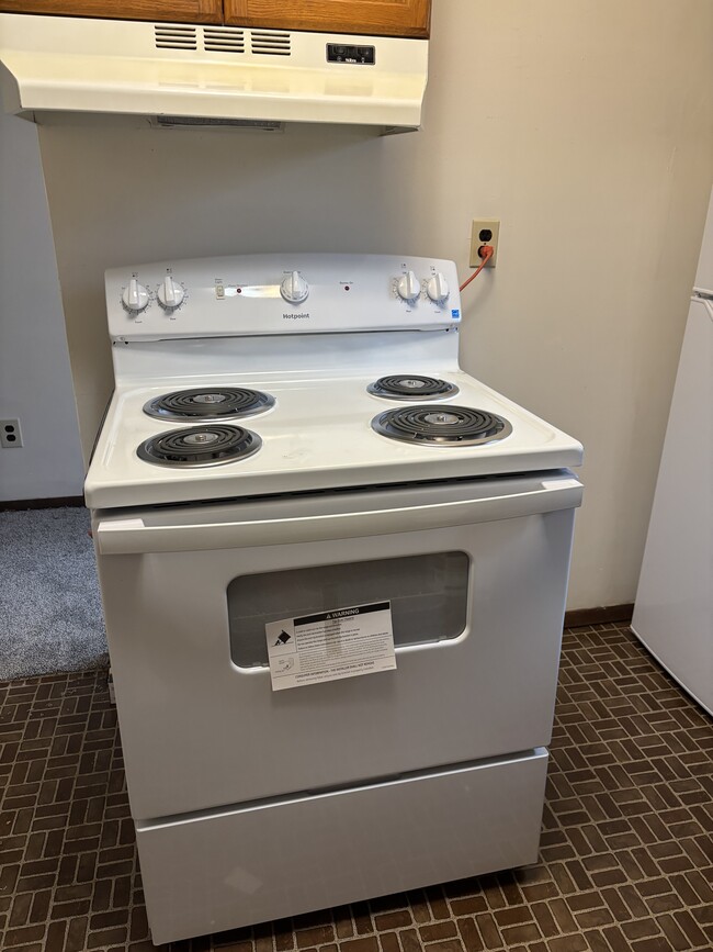 Photo - 368 Warner Dr