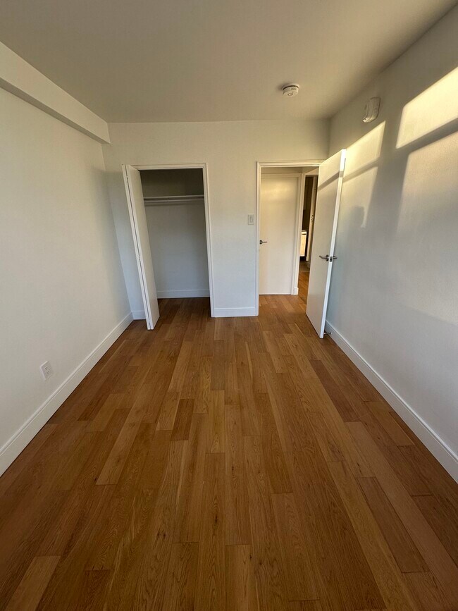 Photo - 457 Marlee Ave Unit 405