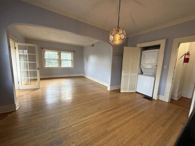 Photo - 2440 SW 5th Ave