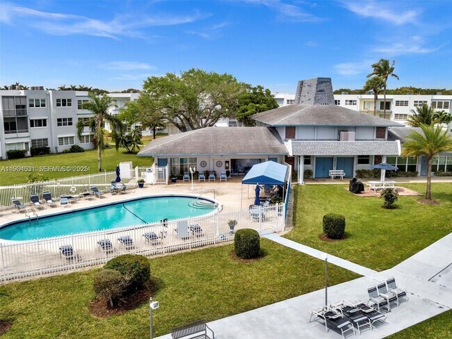 Photo - 2300 Park Ln Unit 211