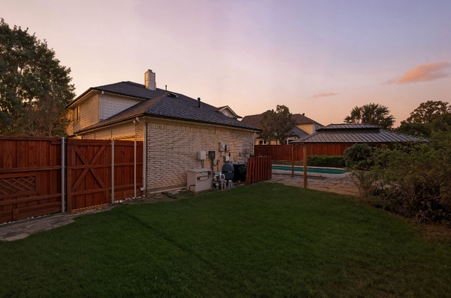 Photo - 4101 Watersedge Dr