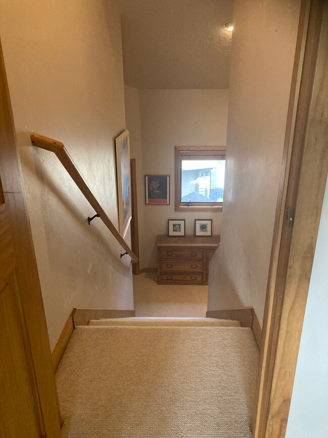 Photo - 720 Deer Valley Dr