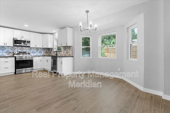 Photo - 8725 Irongate Dr