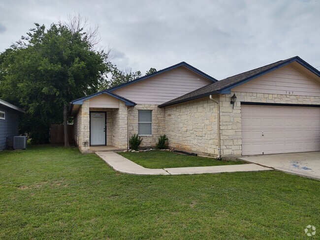 Building Photo - 707 STURGEN DR. Rental