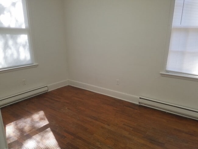 Photo - 6 Woodlawn Ct
