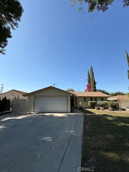 Photo - 16063 Osborne St