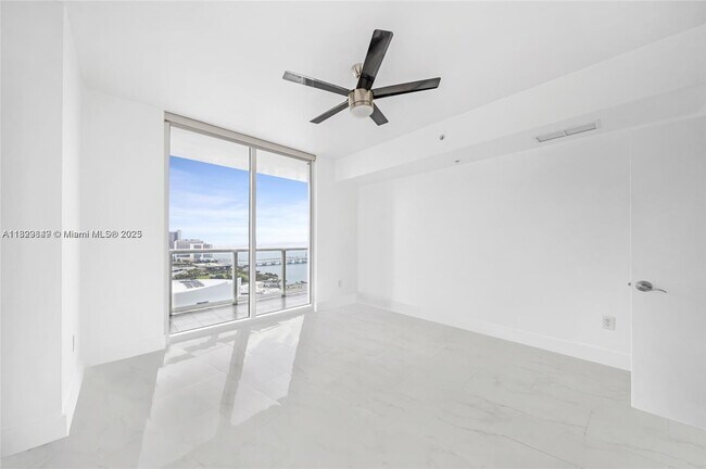 Photo - 244 Biscayne Blvd Unidad 3704