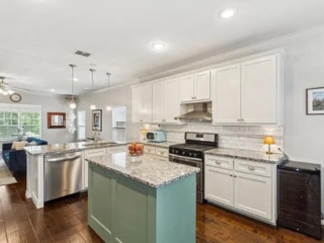 Photo - 3705 Byers Ave