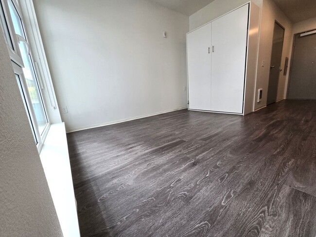 Photo - Derby Slabtown