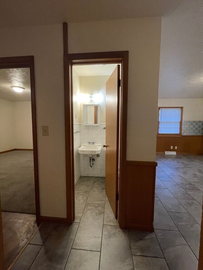 Photo - Charming home in a beautiful neighborhood