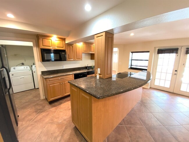 Photo - ** SOUTH NAPLES ** 4 BED / 3.5 BATH ** POOL** NO HOA ** PETS OK **ANNUAL **