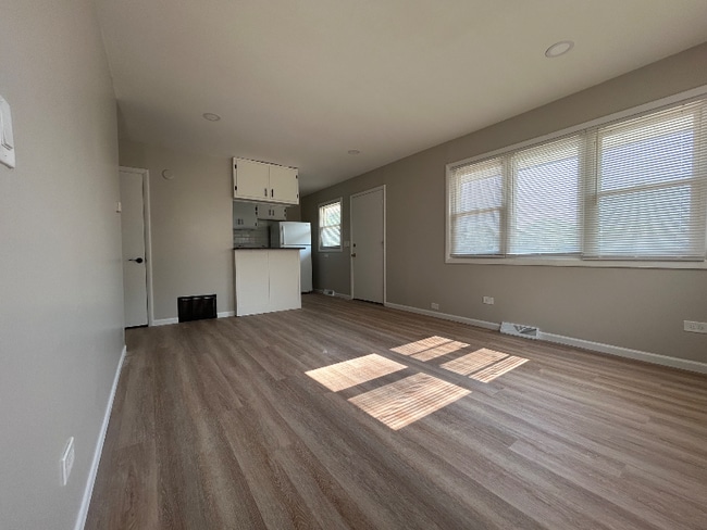 Photo - 1590 N La Fox St Unidad 1