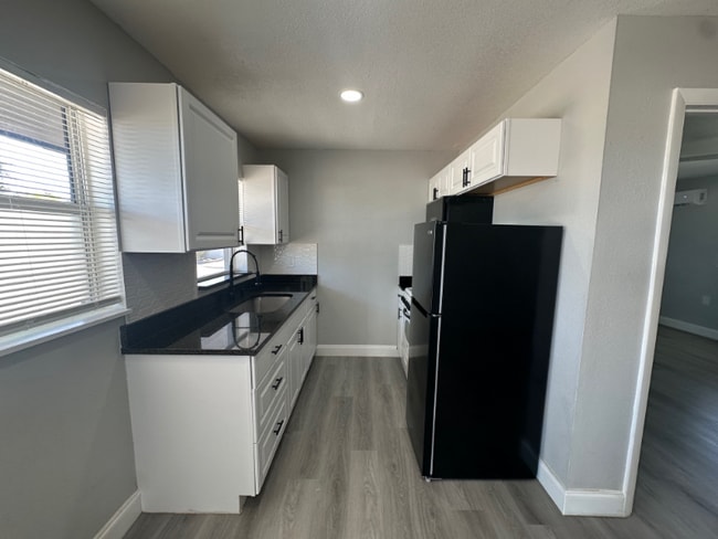 Photo - 1122 Neptune Dr