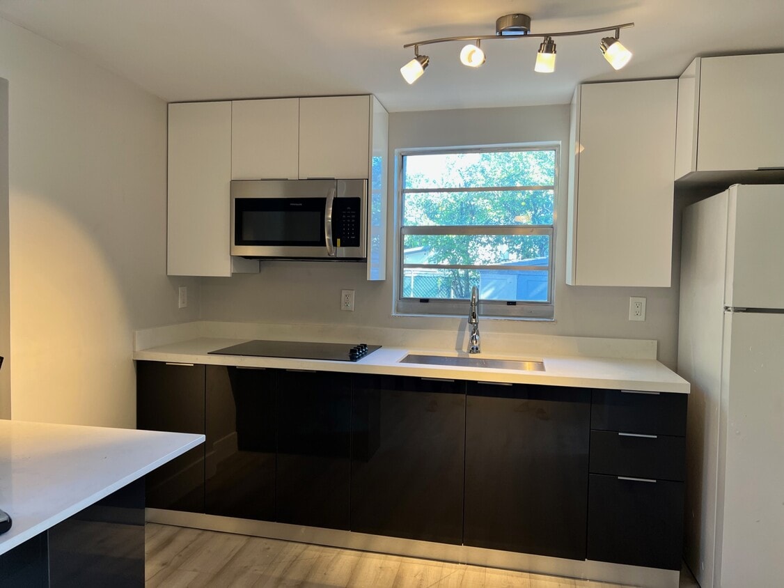 Photo - 1141 SW 12th Ave (Miami, FL)