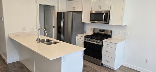 Building Photo - 3 Bed 2 Bath in Santaquin!!