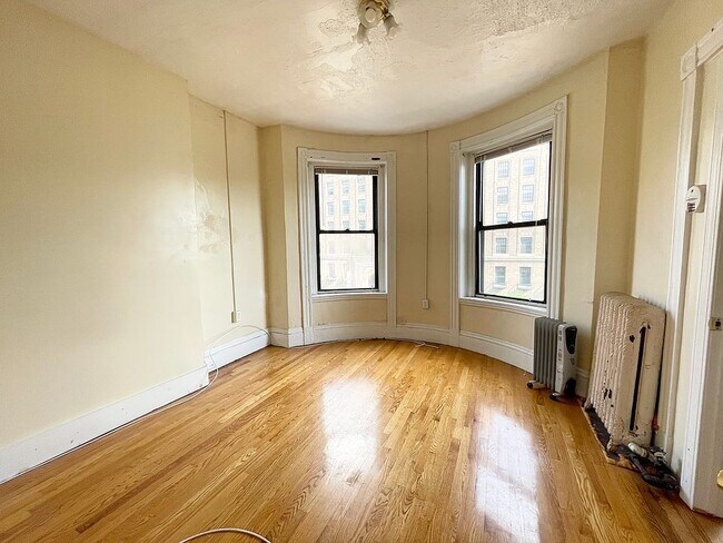 307 Huntington Ave