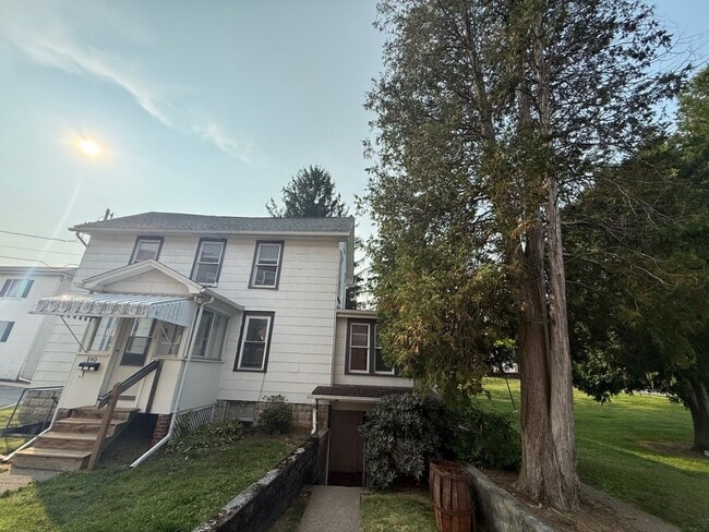 Building Photo - Old Boalsburg Road-840 Unit 840-3