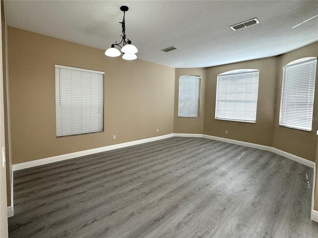 Photo - 5040 Walnut Ridge Dr
