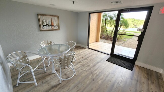 Photo - 2455 Lindell Blvd Unit 3208