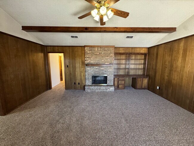 Photo - Beautiful Duplex Located Conveniently on Memphis Ave Unit A